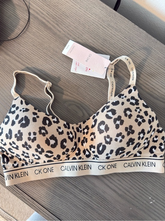Calvin Klein Other - Calvin Klein Leopard Print Wireless Bralette in Beige and Black